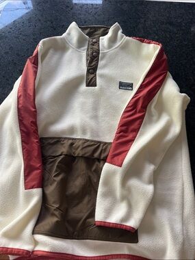 Free Nature Cream Fleece Pullover with Red and Brown Panels